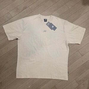 New Balance white T-shirt Size XL